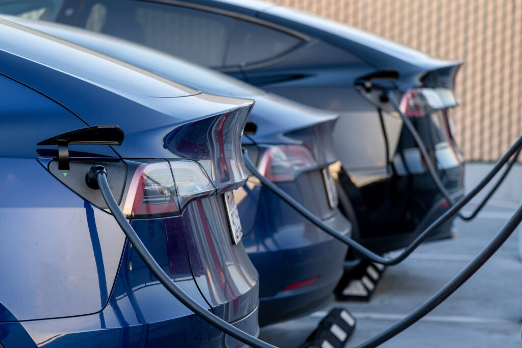 Tesla Avoids California Sales Halt Over Autopilot Marketing Tesla Avoids California Sales Halt Over Autopilot Marketing