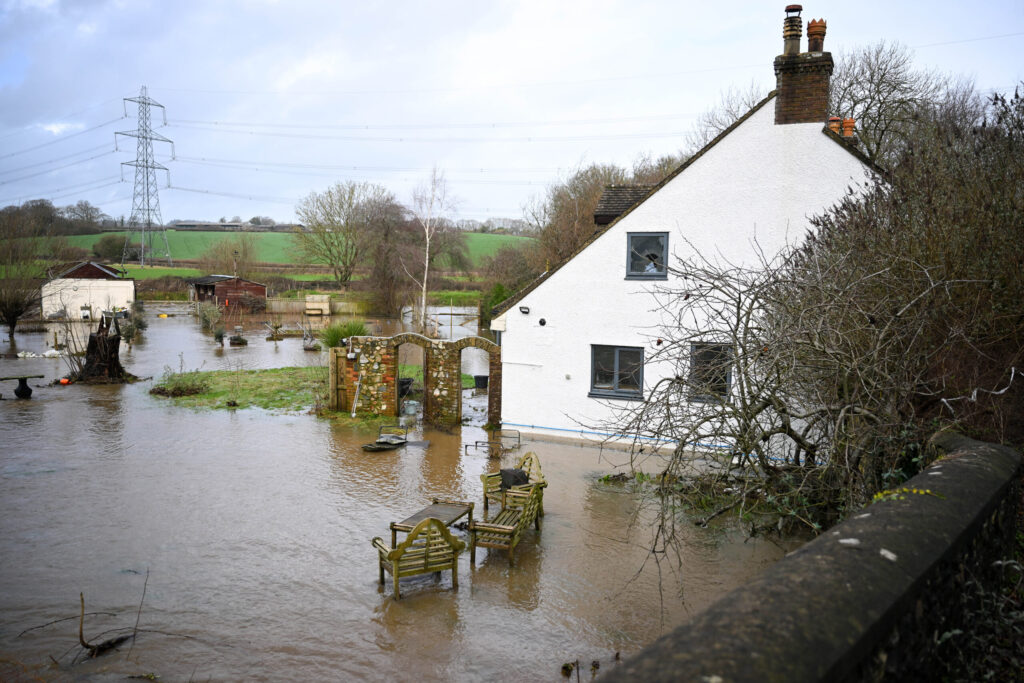 UK Floods Raise Specter of ‘Mortgage Prisoners’ for Banks