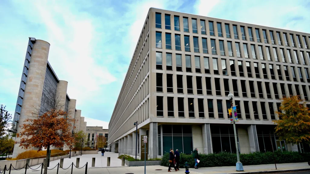 Education Department urged to broaden ‘professional’ student definition