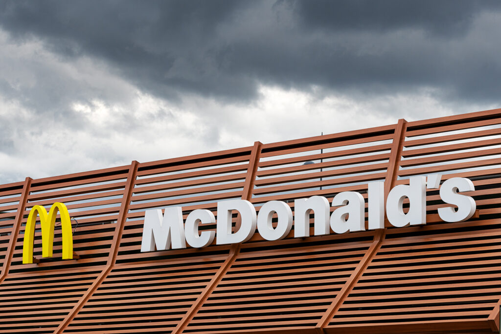 McDonald’s Must Face Black Ex-Executives’ Claims of Harassment, Retaliation McDonald’s Must Face Black Ex-Executives’ Claims of Harassment, Retaliation