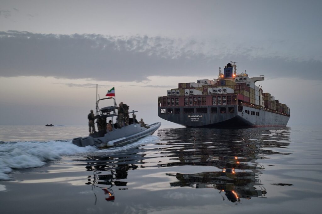 Hormuz Shipping Traffic Remains Muted With no US-Iran Deal in Sight, Data Shows