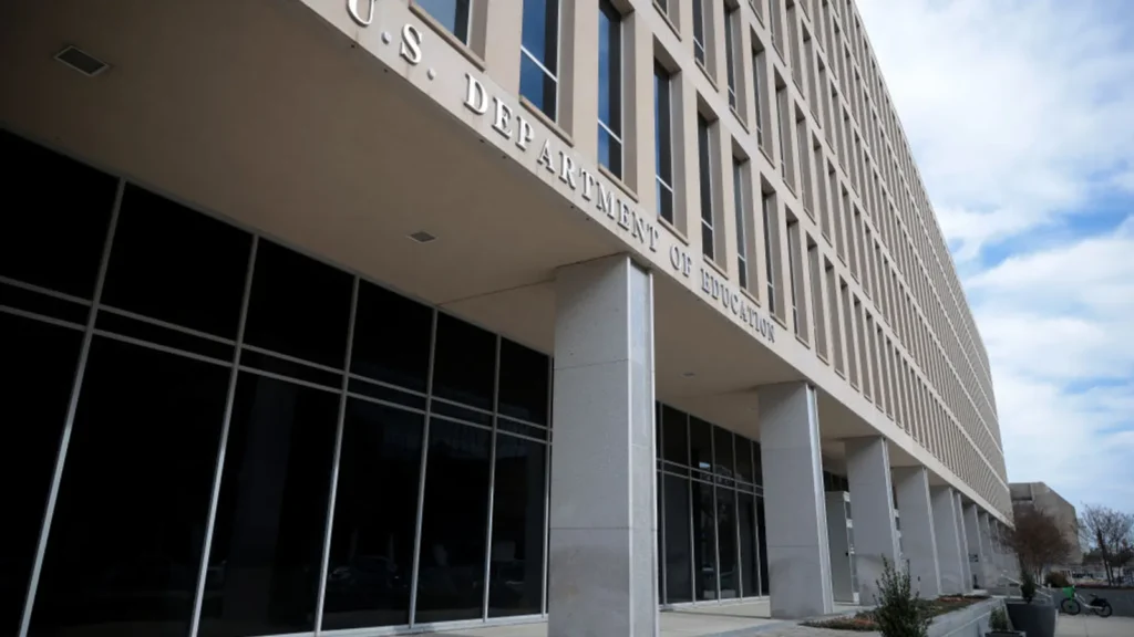 Education Department caps graduate student loans, hitting health workforce